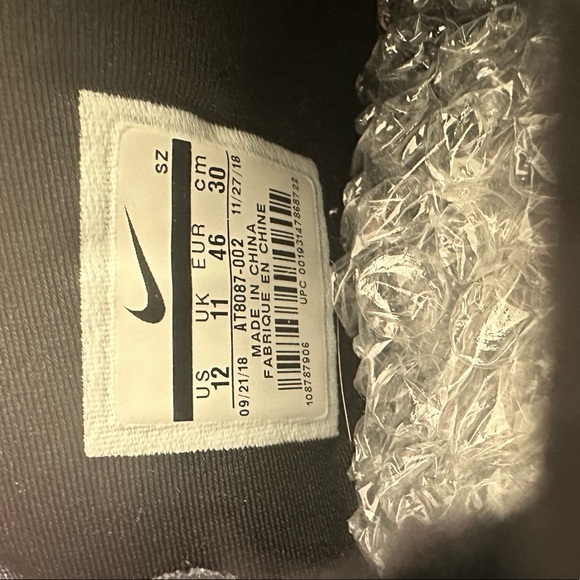 AIR 180 fear of god Nikes - Picture 2 of 7